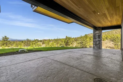 13503 SW Spirit Rock Powell Butte OR 97753