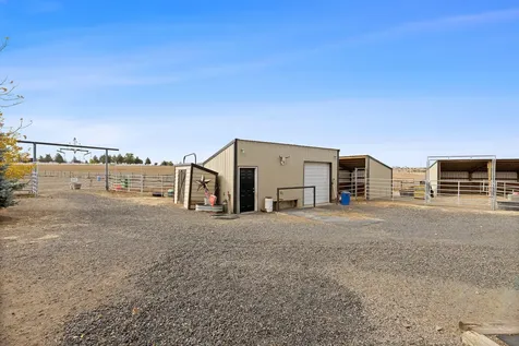 998 NE Brown Drive Madras OR 97741