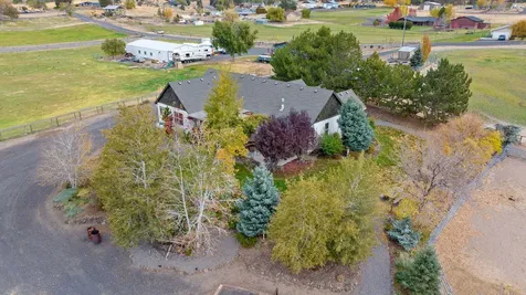 998 NE Brown Drive Madras OR 97741