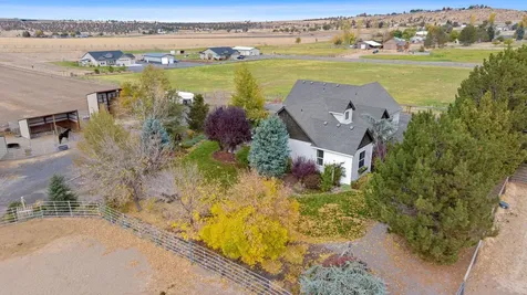998 NE Brown Drive Madras OR 97741