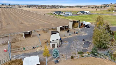 998 NE Brown Drive Madras OR 97741