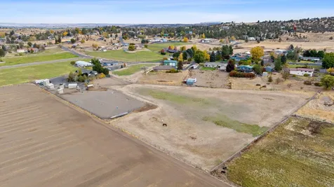 998 NE Brown Drive Madras OR 97741