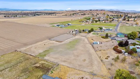 998 NE Brown Drive Madras OR 97741