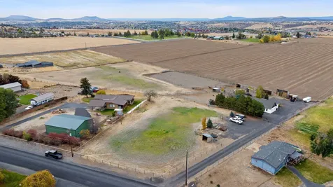 998 NE Brown Drive Madras OR 97741