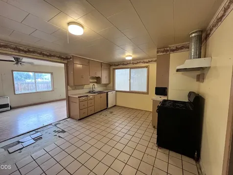 226 SE Jackson Street Redmond OR 97756
