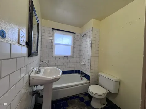 226 SE Jackson Street Redmond OR 97756