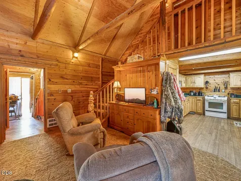 9046 Warbler Drive Bonanza OR 97623