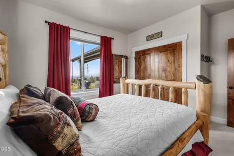 13601 SW Harrison Way Powell Butte OR 97753