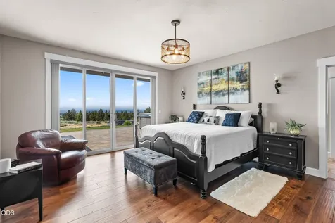 13601 SW Harrison Way Powell Butte OR 97753