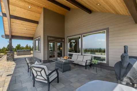 13601 SW Harrison Way Powell Butte OR 97753