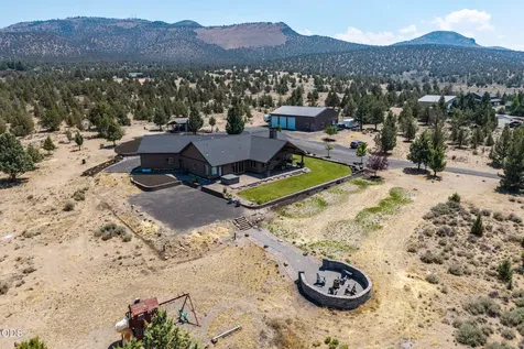 13601 SW Harrison Way Powell Butte OR 97753