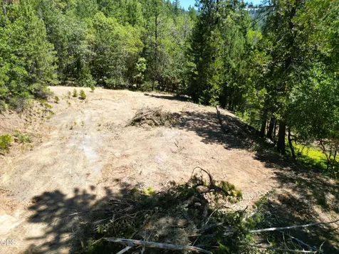 2725 Sykes Creek Road Rogue River OR 97537