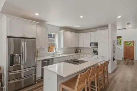 3622 SW Badger Avenue Redmond OR 97756
