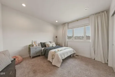 3622 SW Badger Avenue Redmond OR 97756