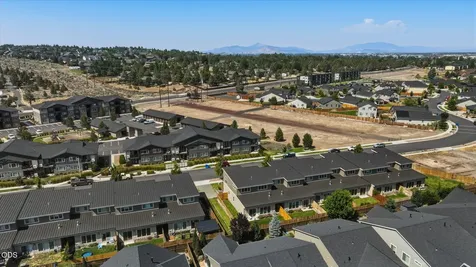3622 SW Badger Avenue Redmond OR 97756