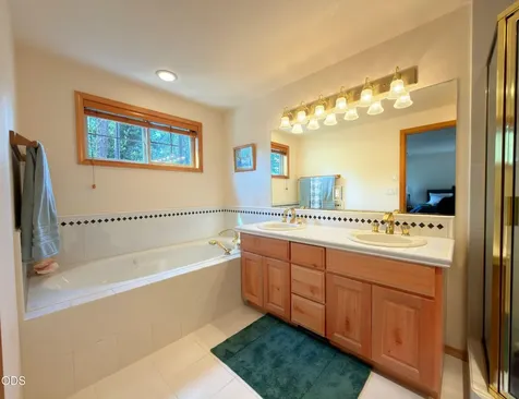 58103 Kinglet Road Sunriver OR 97707