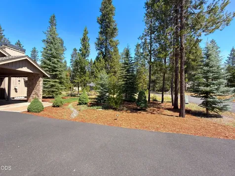 58103 Kinglet Road Sunriver OR 97707