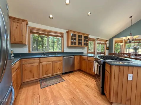 58103 Kinglet Road Sunriver OR 97707