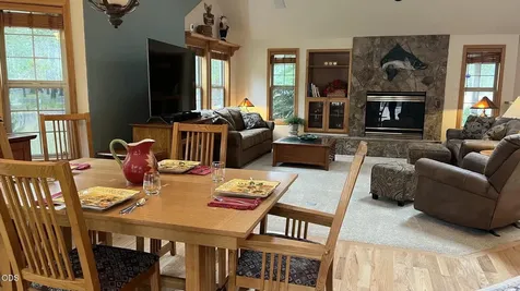 58103 Kinglet Road Sunriver OR 97707