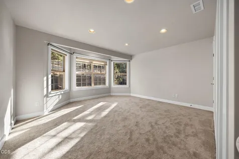 3193 NW Colonial Drive Bend OR 97703