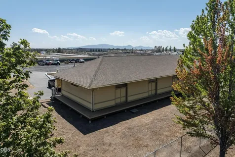 778 NE 11th Street Redmond OR 97756