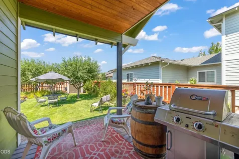 1731 NW Jackpine Avenue Redmond OR 97756