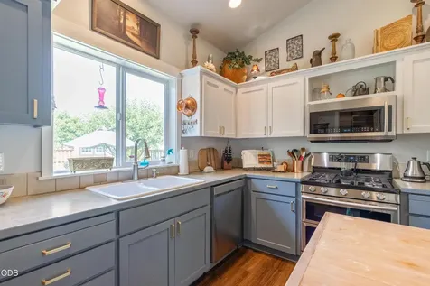 1731 NW Jackpine Avenue Redmond OR 97756
