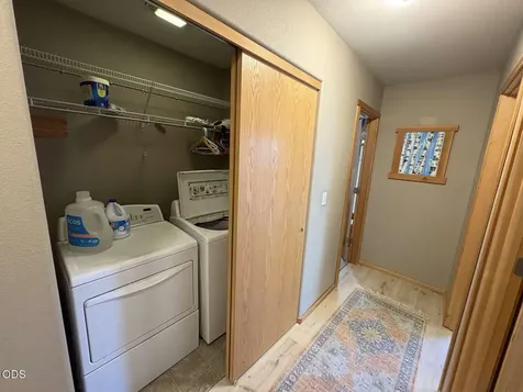 61379 Sally Lane Bend OR 97702