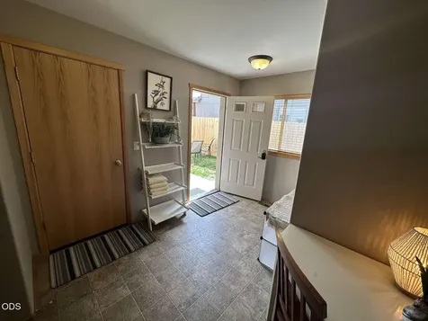 61379 Sally Lane Bend OR 97702
