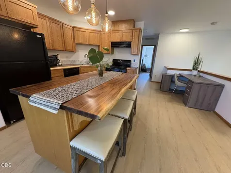 61379 Sally Lane Bend OR 97702