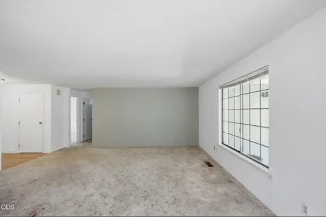107 Walnut Drive Rogue River OR 97537