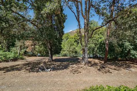 1800 Lampman Road Gold Hill OR 97525
