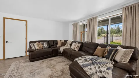 55135 Foster Road Bend OR 97707