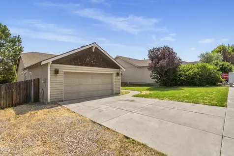 1950 SW 36th Street Redmond OR 97756