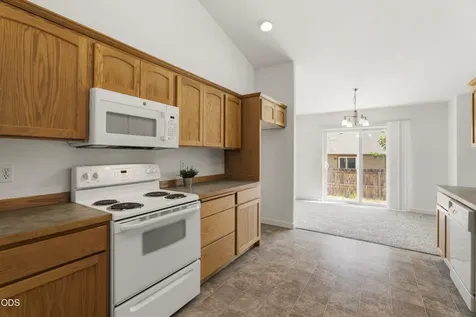 1950 SW 36th Street Redmond OR 97756