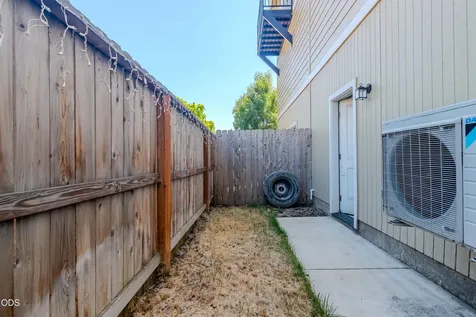 7810 Jacqueline Way White City OR 97503