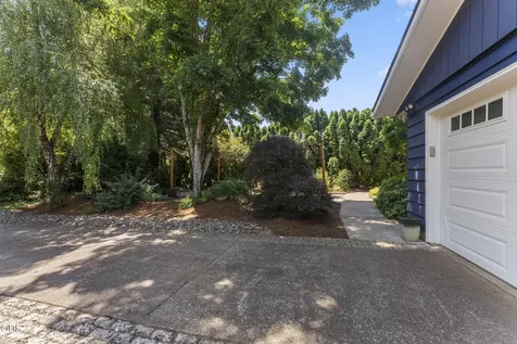 3127 Orchard Heights Road NW Salem OR 97304