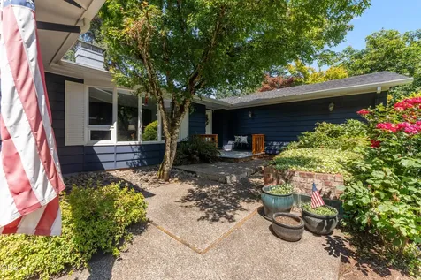 3127 Orchard Heights Road NW Salem OR 97304