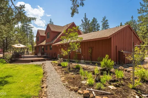 17760 Edmundson Road Sisters OR 97759