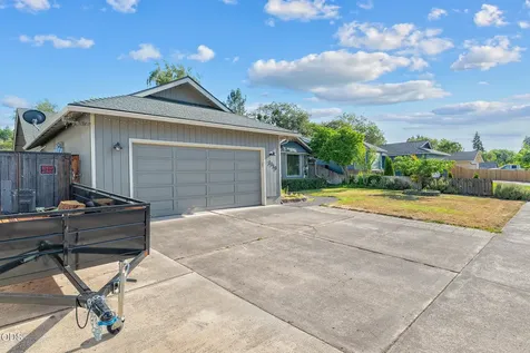 2310 Ridge Way Medford OR 97504