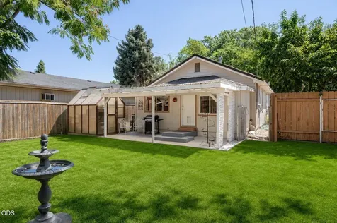 511 Mae Street Medford OR 97504