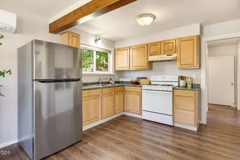1040 E Main Street Ashland OR 97520