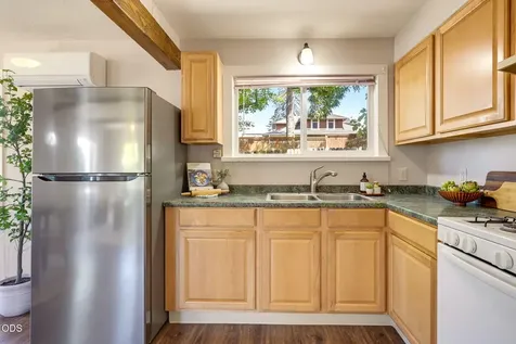 1040 E Main Street Ashland OR 97520