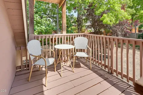 1040 E Main Street Ashland OR 97520