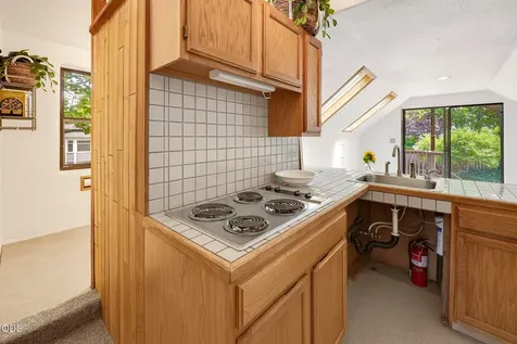 1040 E Main Street Ashland OR 97520