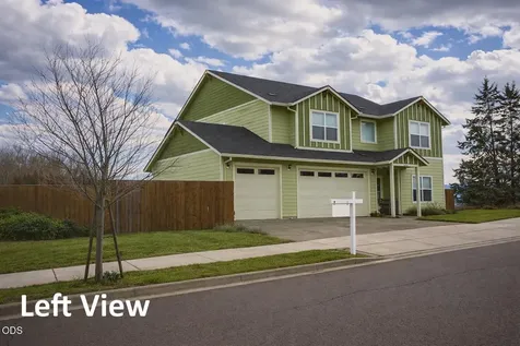1004 Ruby Meadows Eagle Point OR 97524
