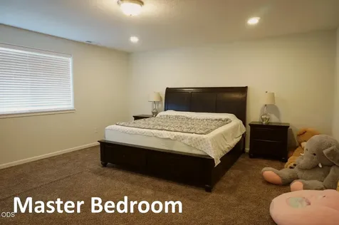 1004 Ruby Meadows Eagle Point OR 97524