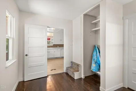 105 Maple Street Phoenix OR 97535