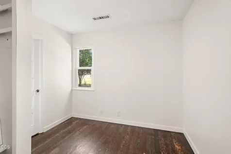 105 Maple Street Phoenix OR 97535