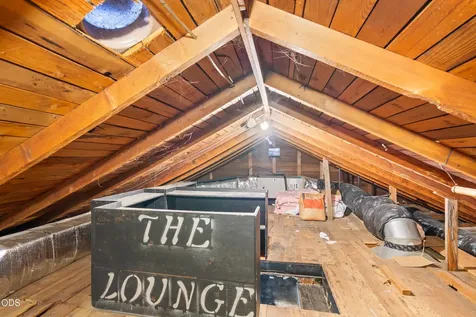 105 Maple Street Phoenix OR 97535